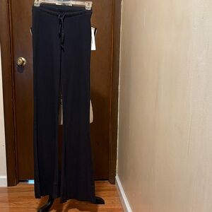 Urban Outfitters Black Yoga Pant NWT